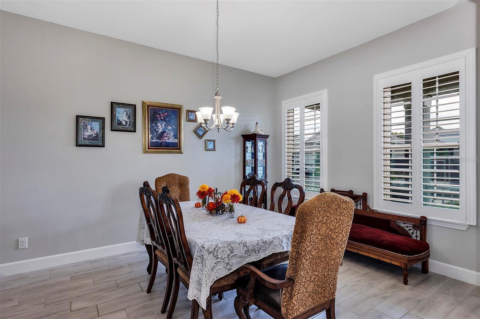 Image 6 of 68 For 665 Brooks Field Drive