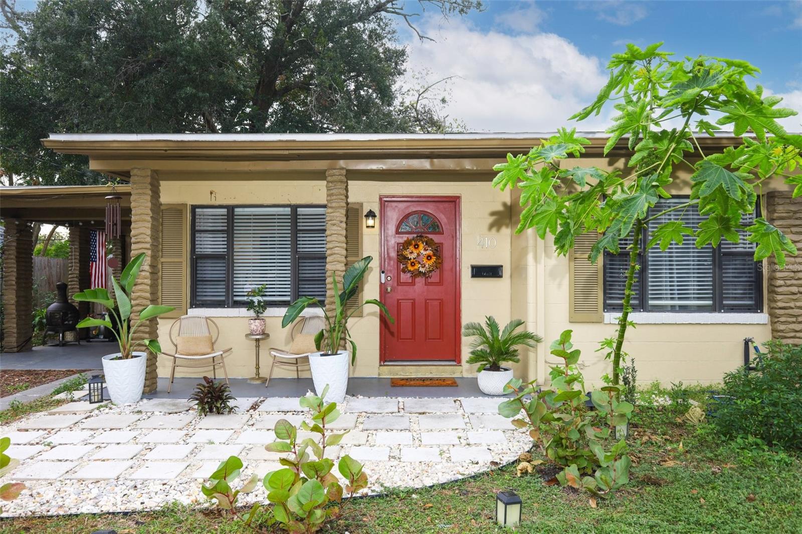 Image 2 of 14 For 410 Crystal Lake Street