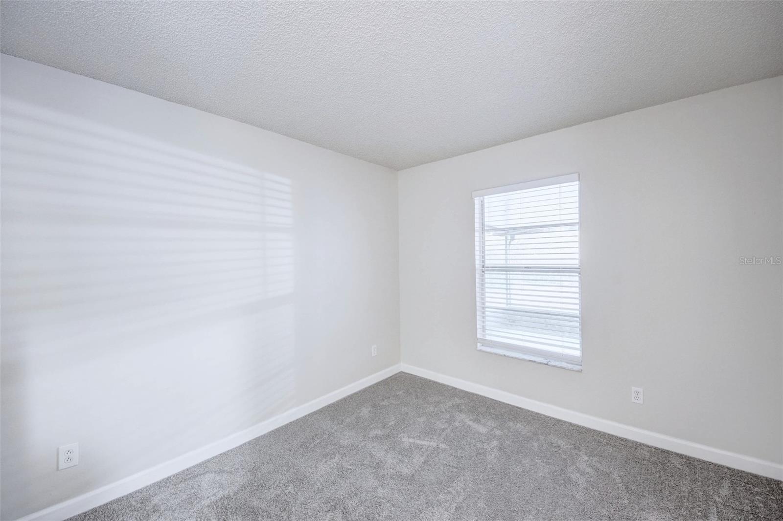 Image 18 of 35 For 1431 Quintara Avenue