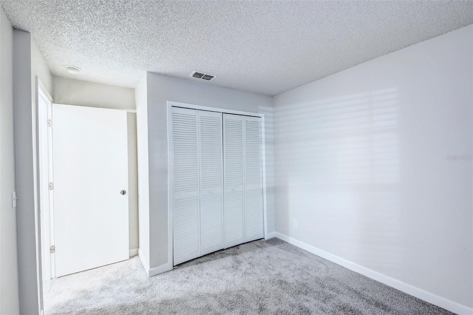 Image 19 of 35 For 1431 Quintara Avenue