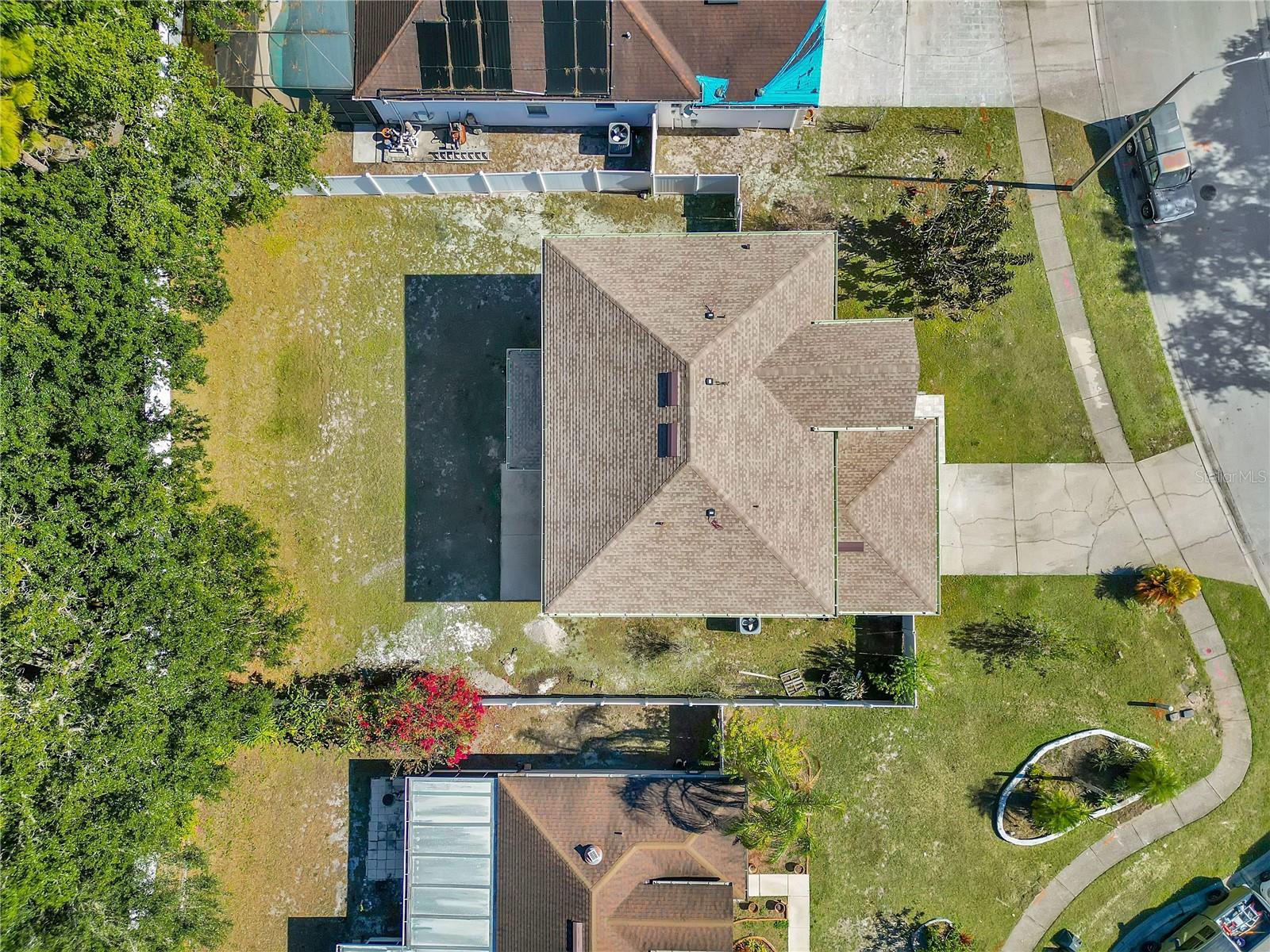 Image 36 of 38 For 444 Acacia Tree Way