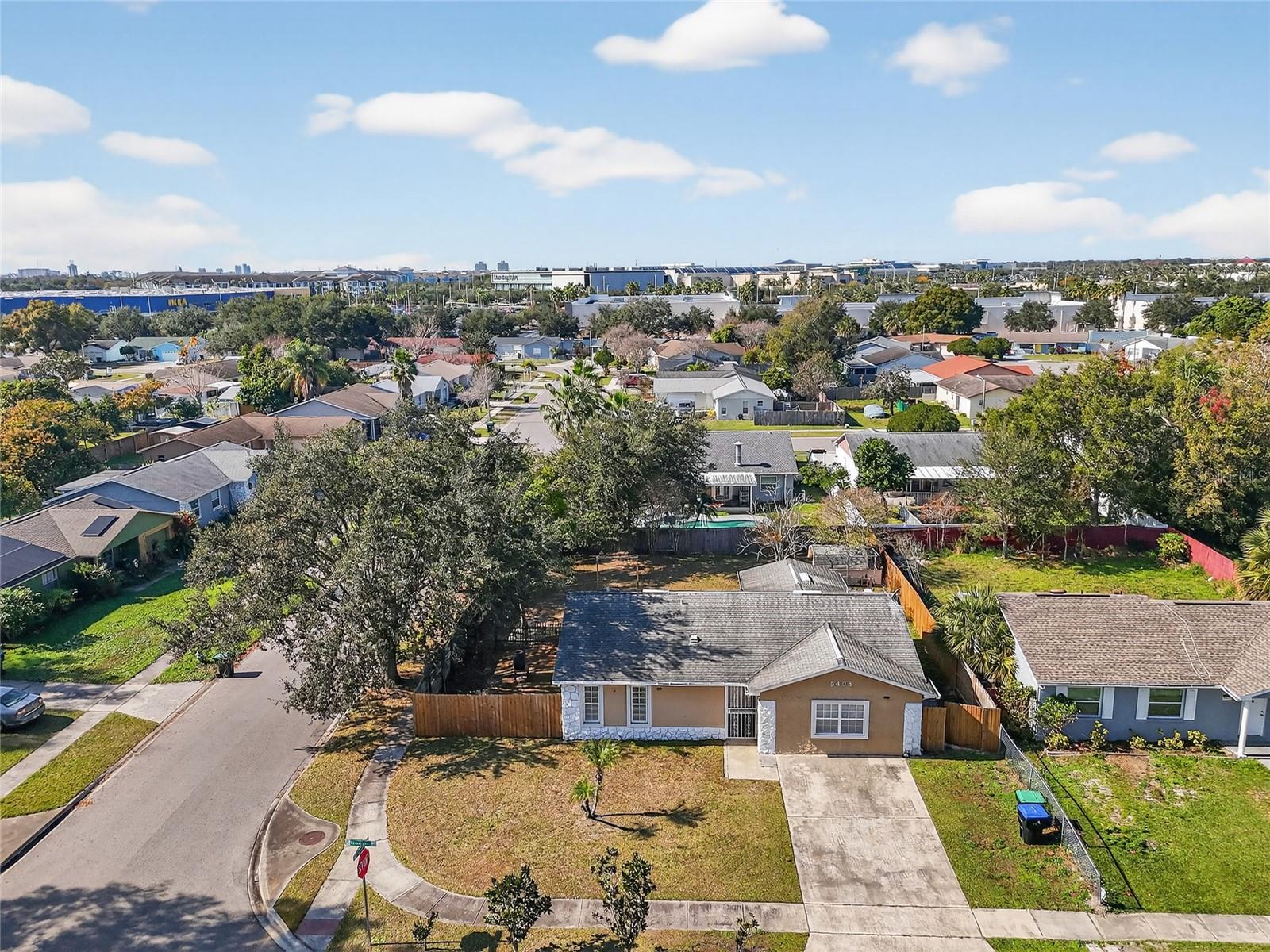 Image 11 of 38 For 5438 Snowflake Court