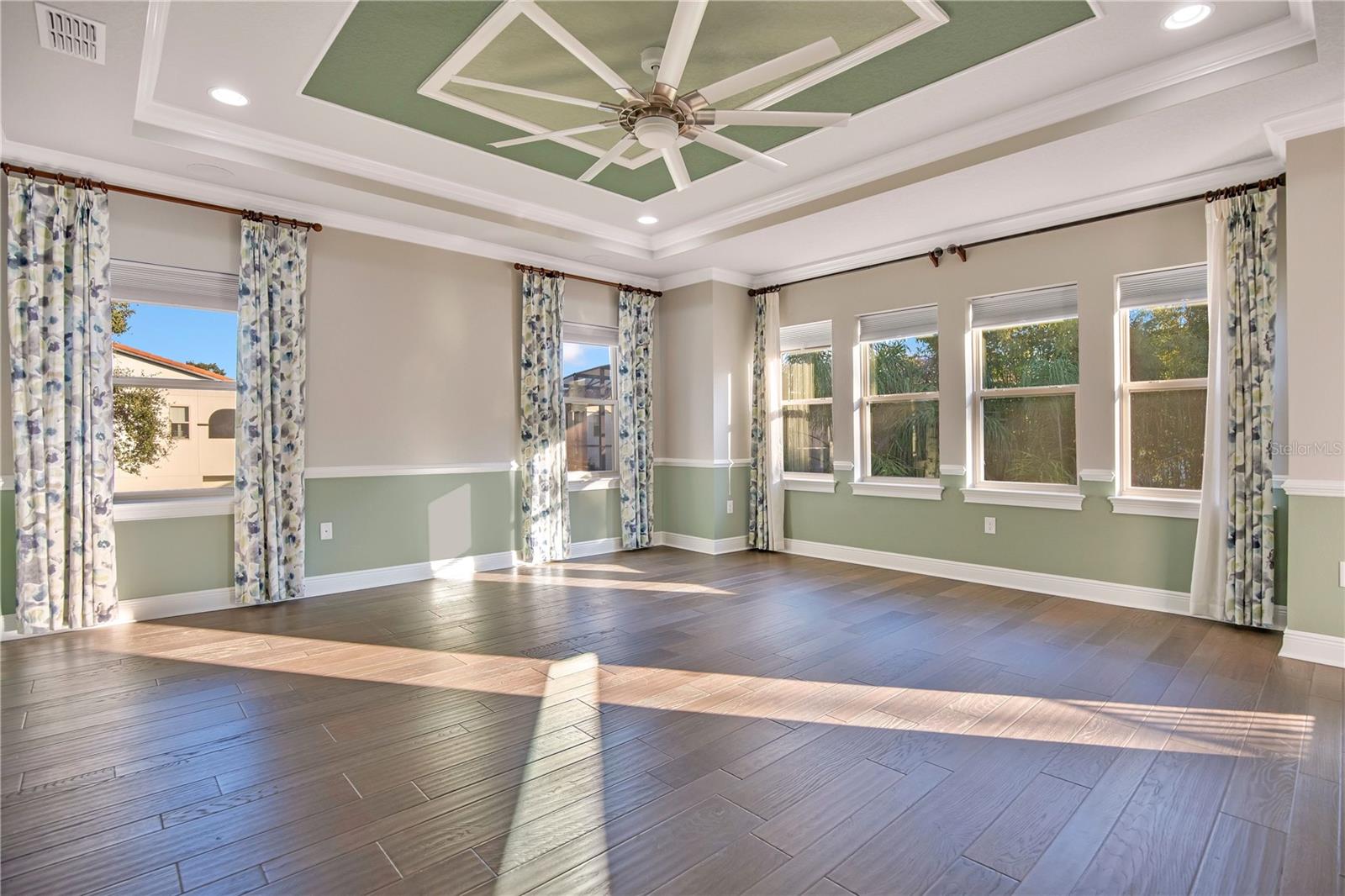 Image 26 of 52 For 606 Canopy Estates Drive