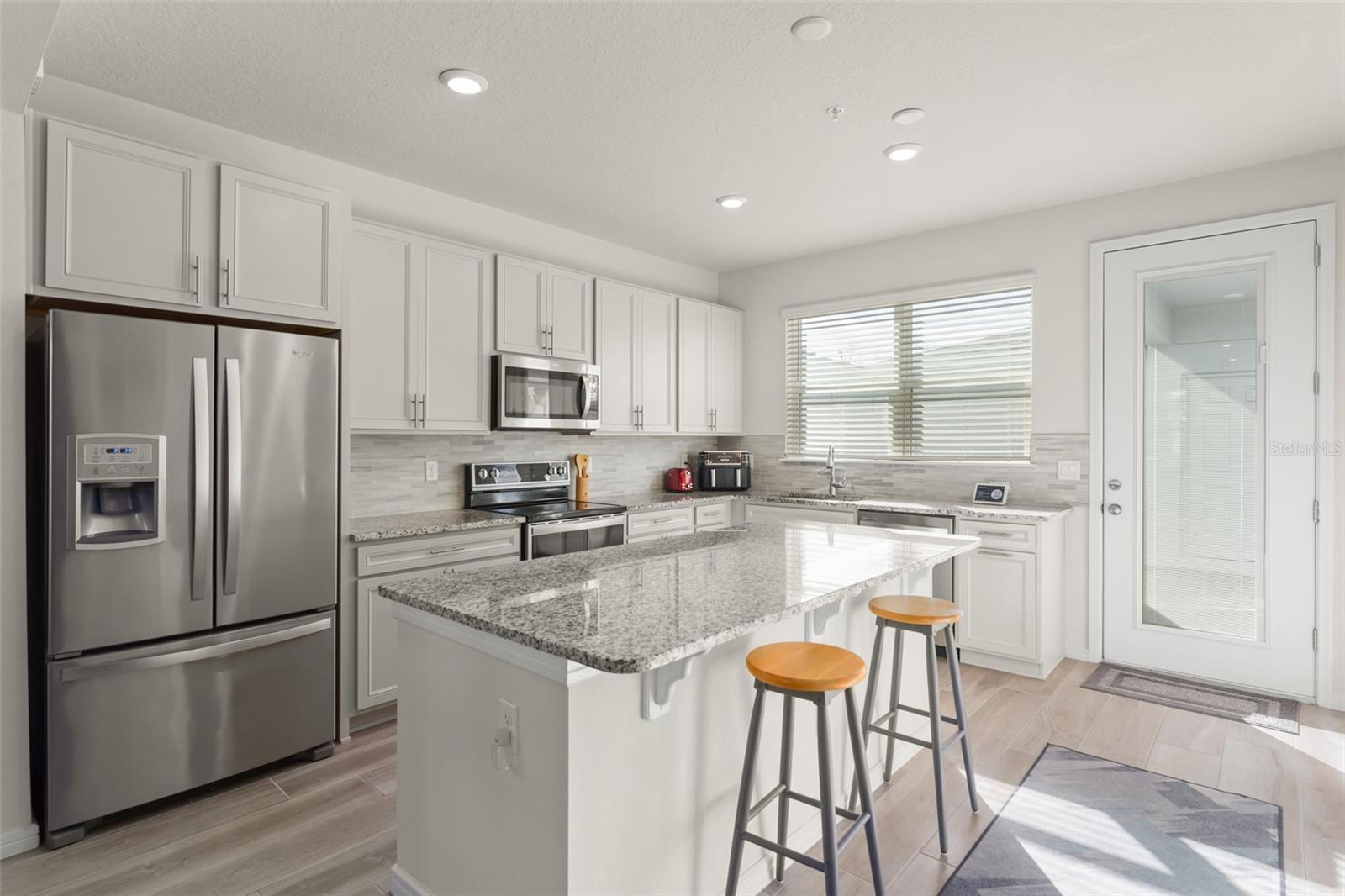 Image 11 of 46 For 10438 Folly Beach Road