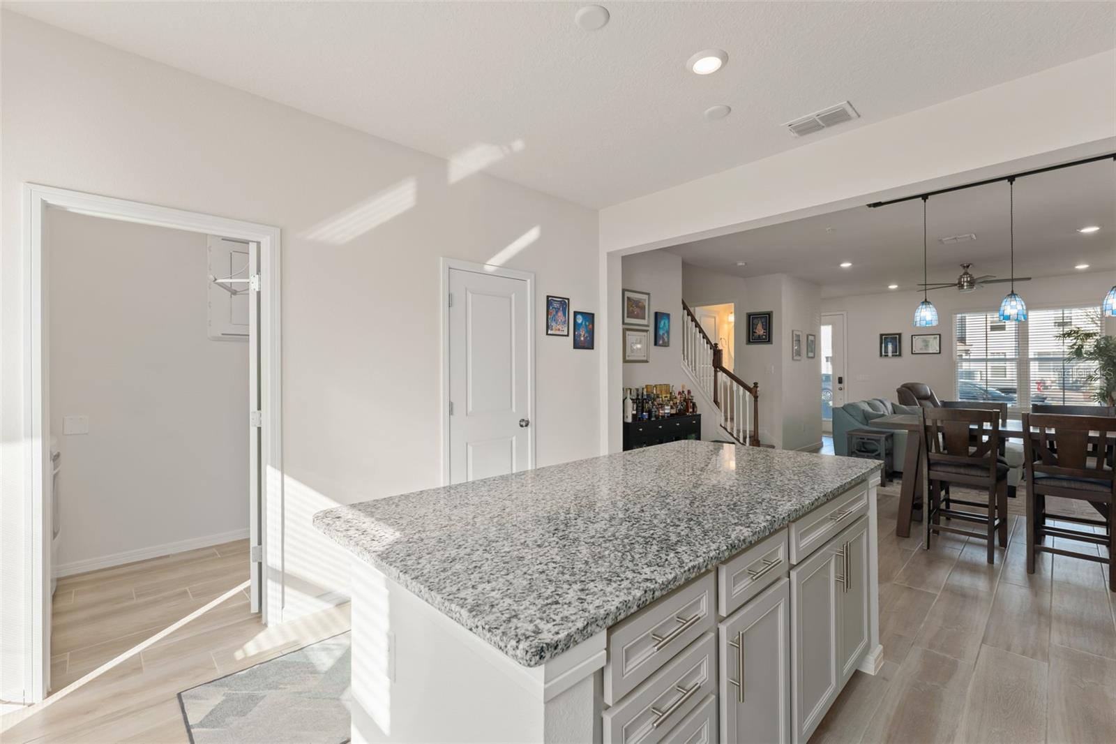 Image 14 of 46 For 10438 Folly Beach Road