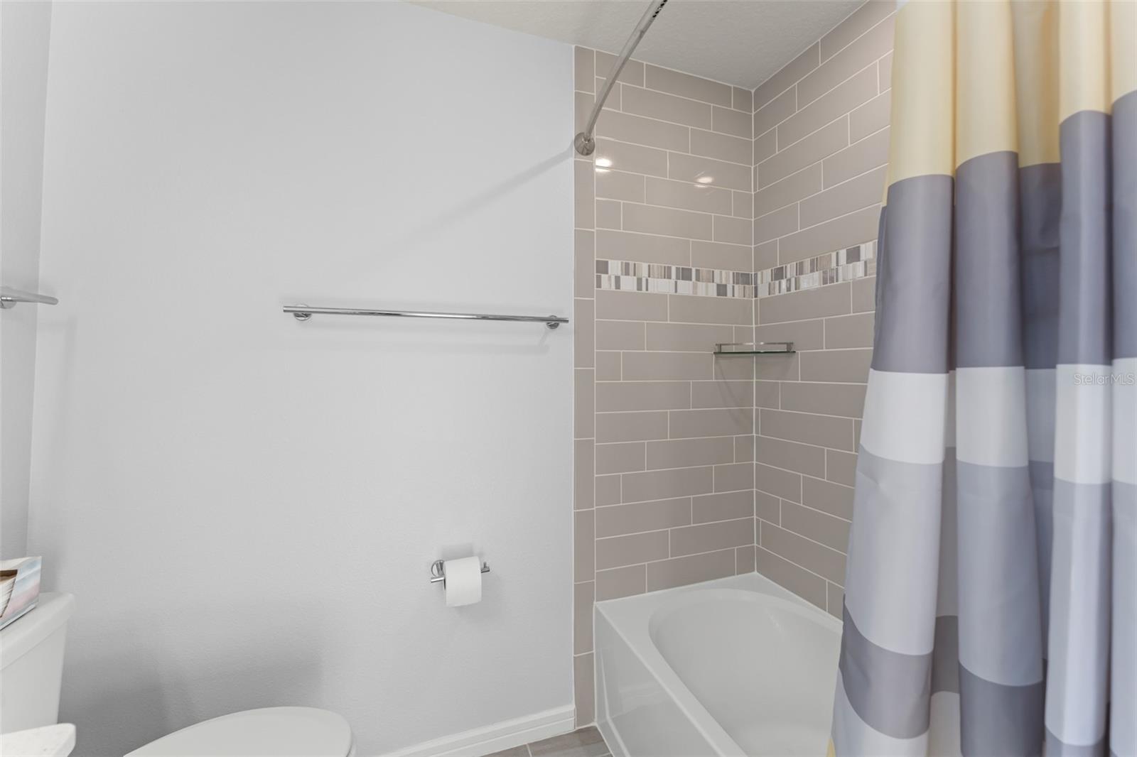 Image 23 of 46 For 10438 Folly Beach Road