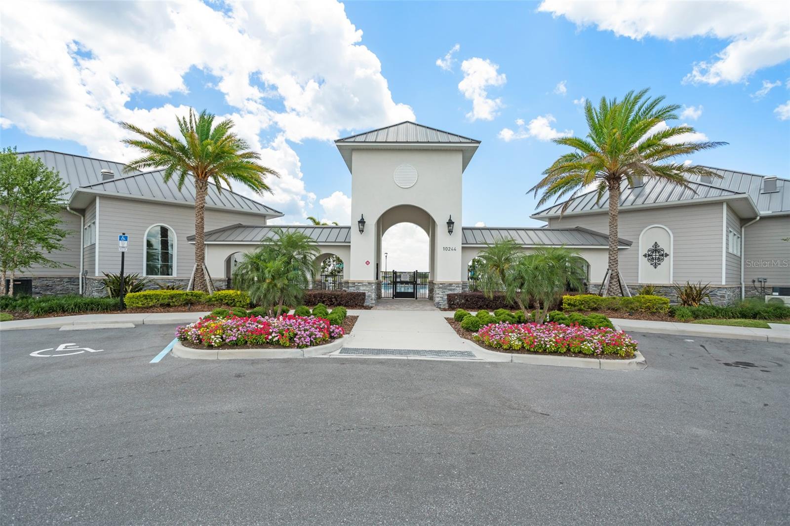 Image 37 of 46 For 10438 Folly Beach Road