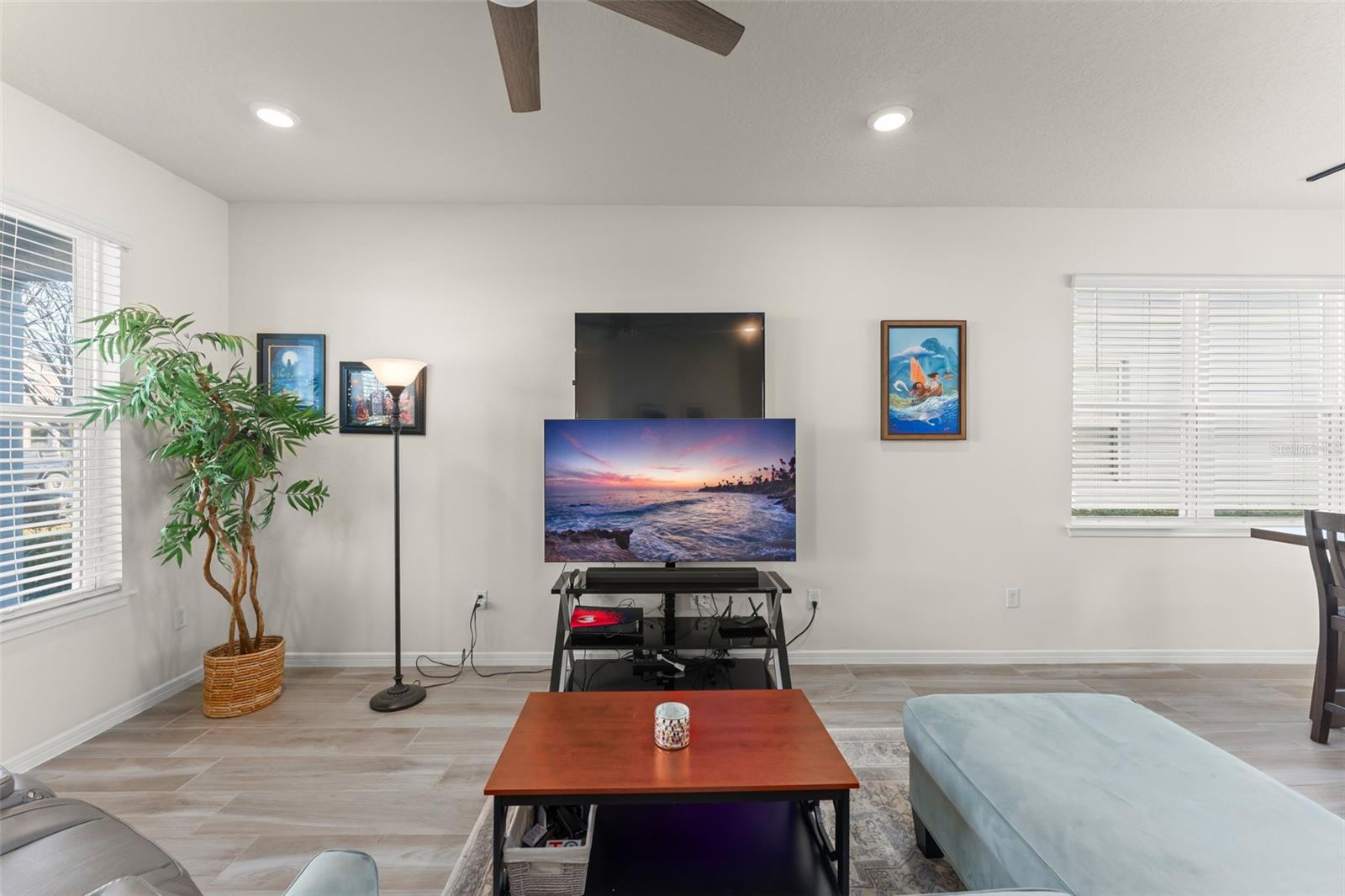 Image 4 of 46 For 10438 Folly Beach Road