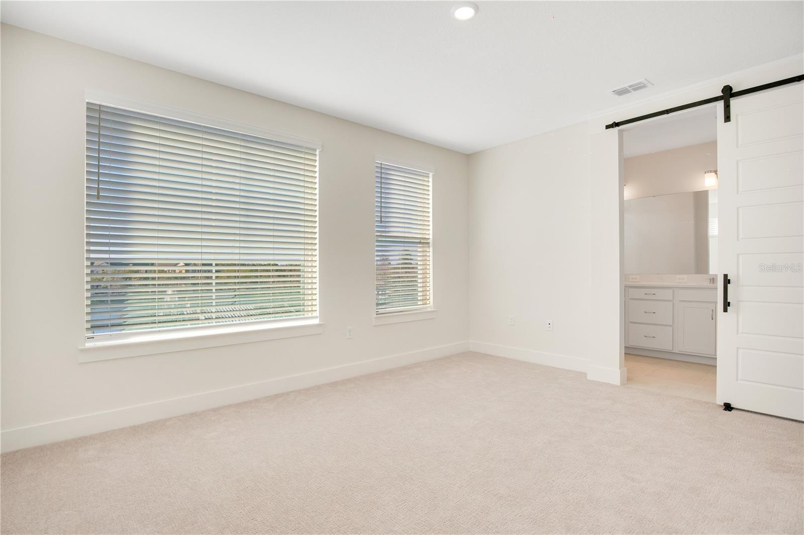 Image 18 of 36 For 320 Center Lake Lane