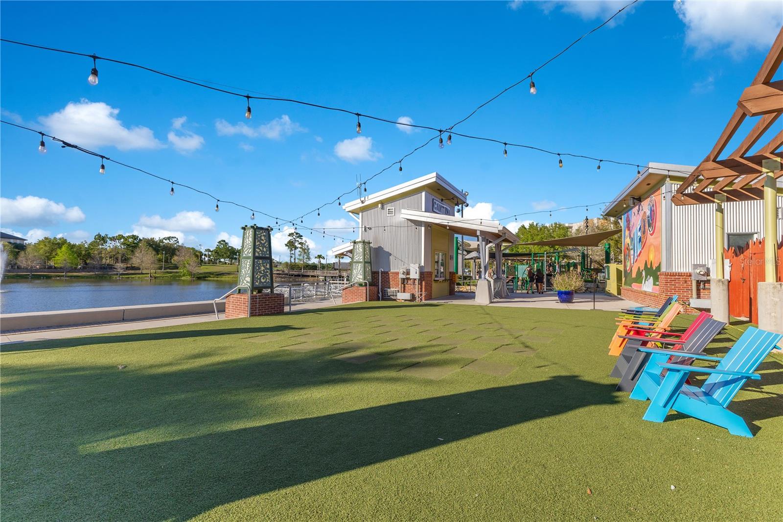 Image 33 of 36 For 320 Center Lake Lane