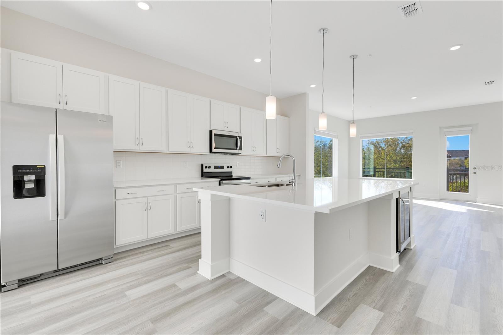 Image 4 of 36 For 320 Center Lake Lane