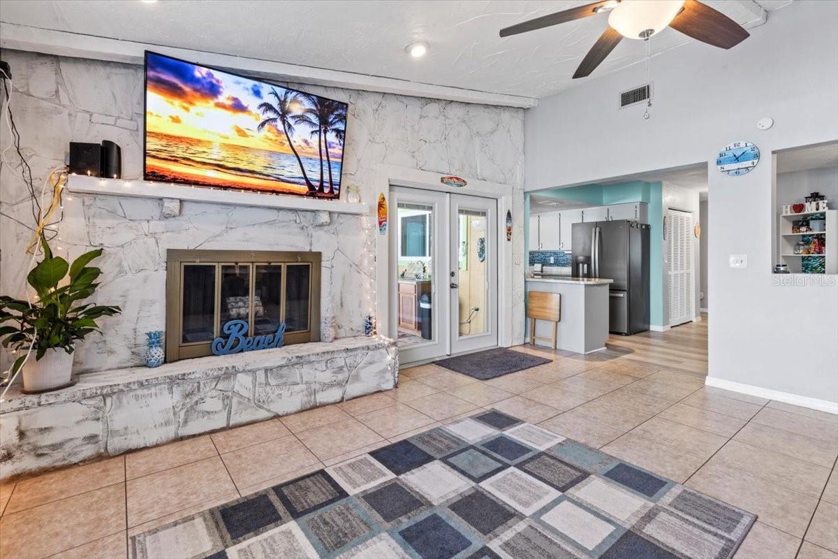 Image 14 of 67 For 714 Kristina Court