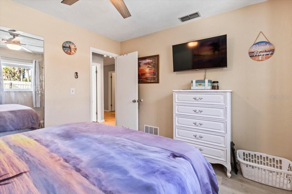 Image 44 of 67 For 714 Kristina Court