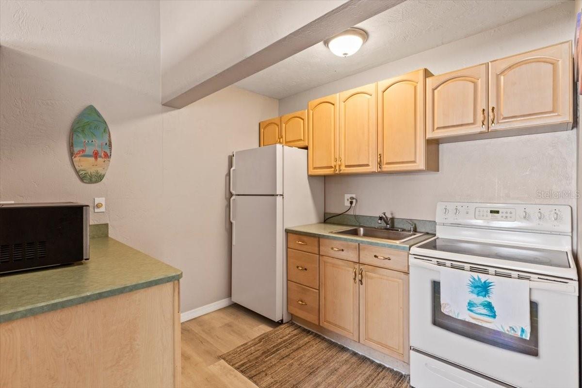 Image 53 of 67 For 714 Kristina Court