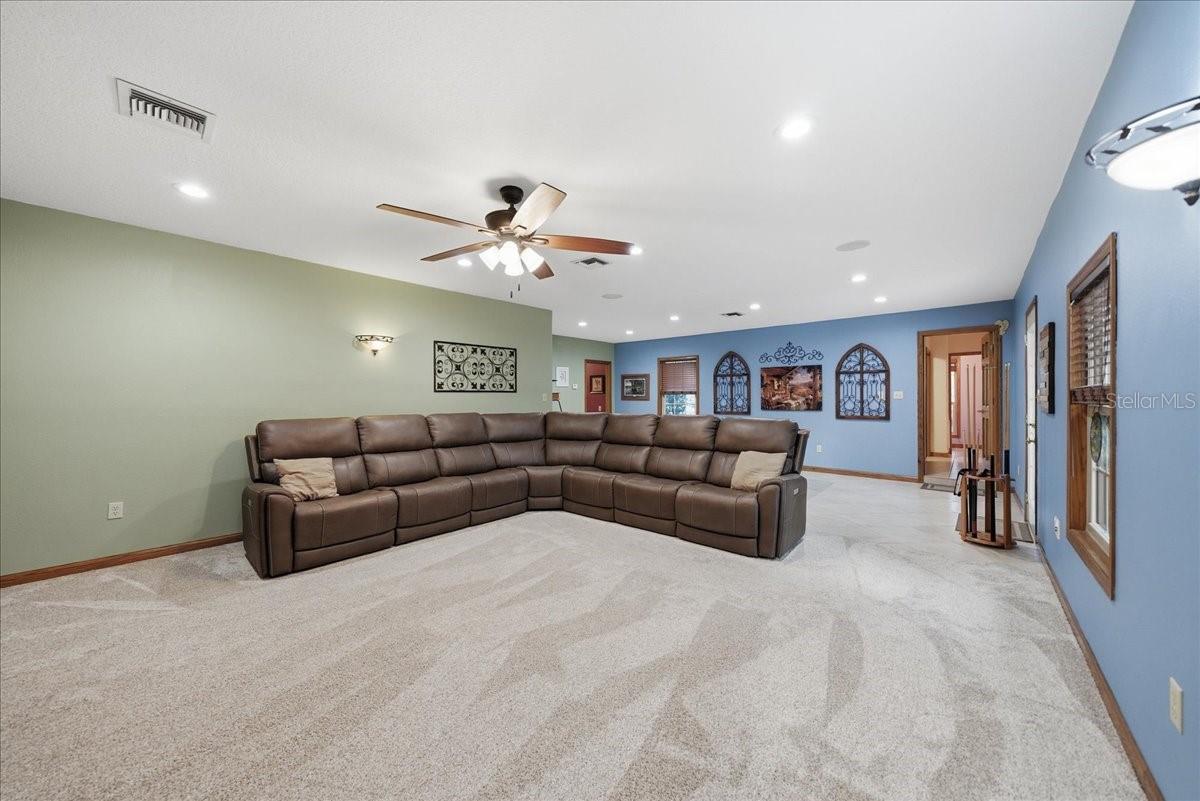 Image 48 of 63 For 1150 War Eagle Boulevard