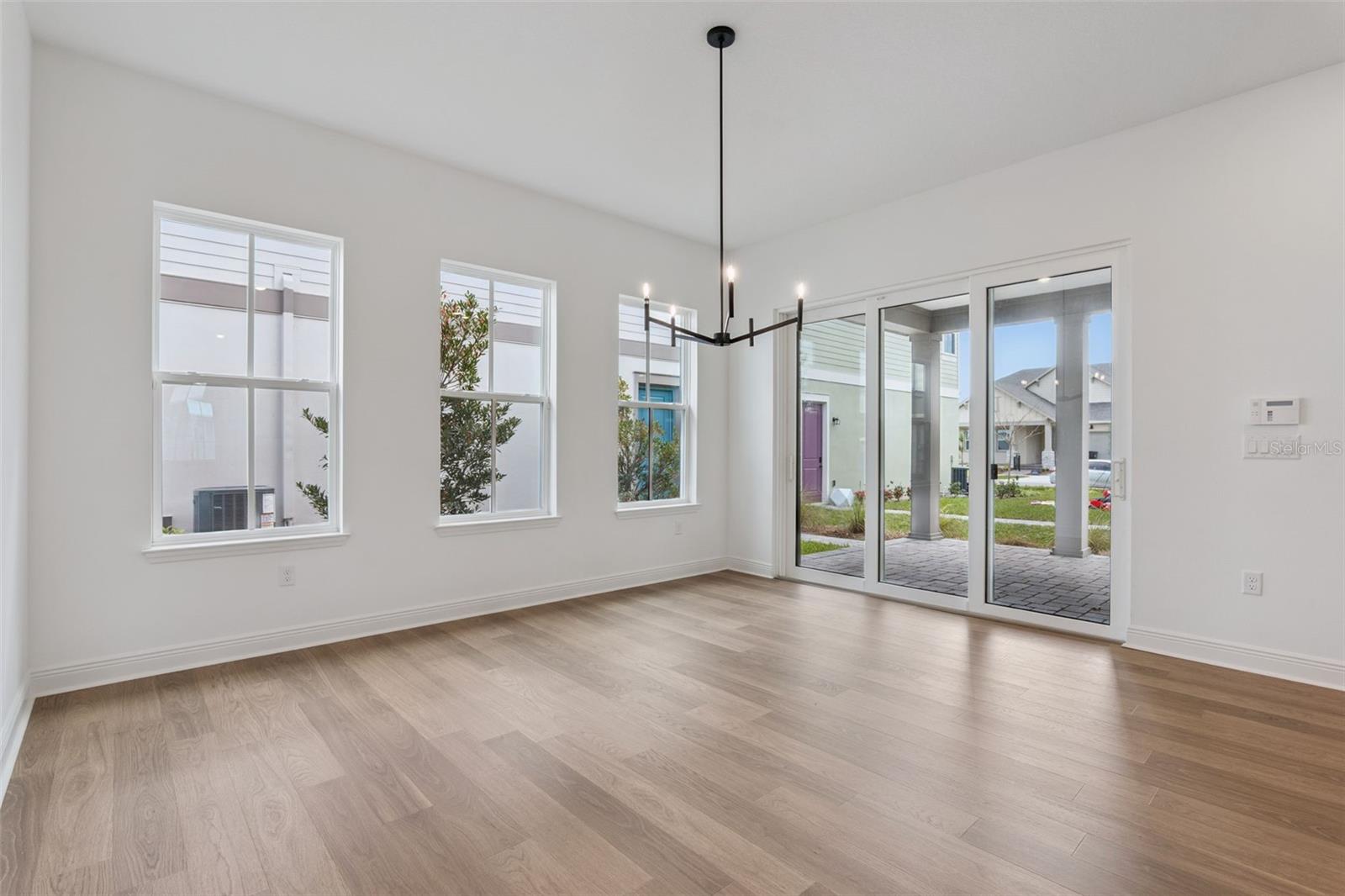 Image 13 of 35 For 10272 Fiddley Alley