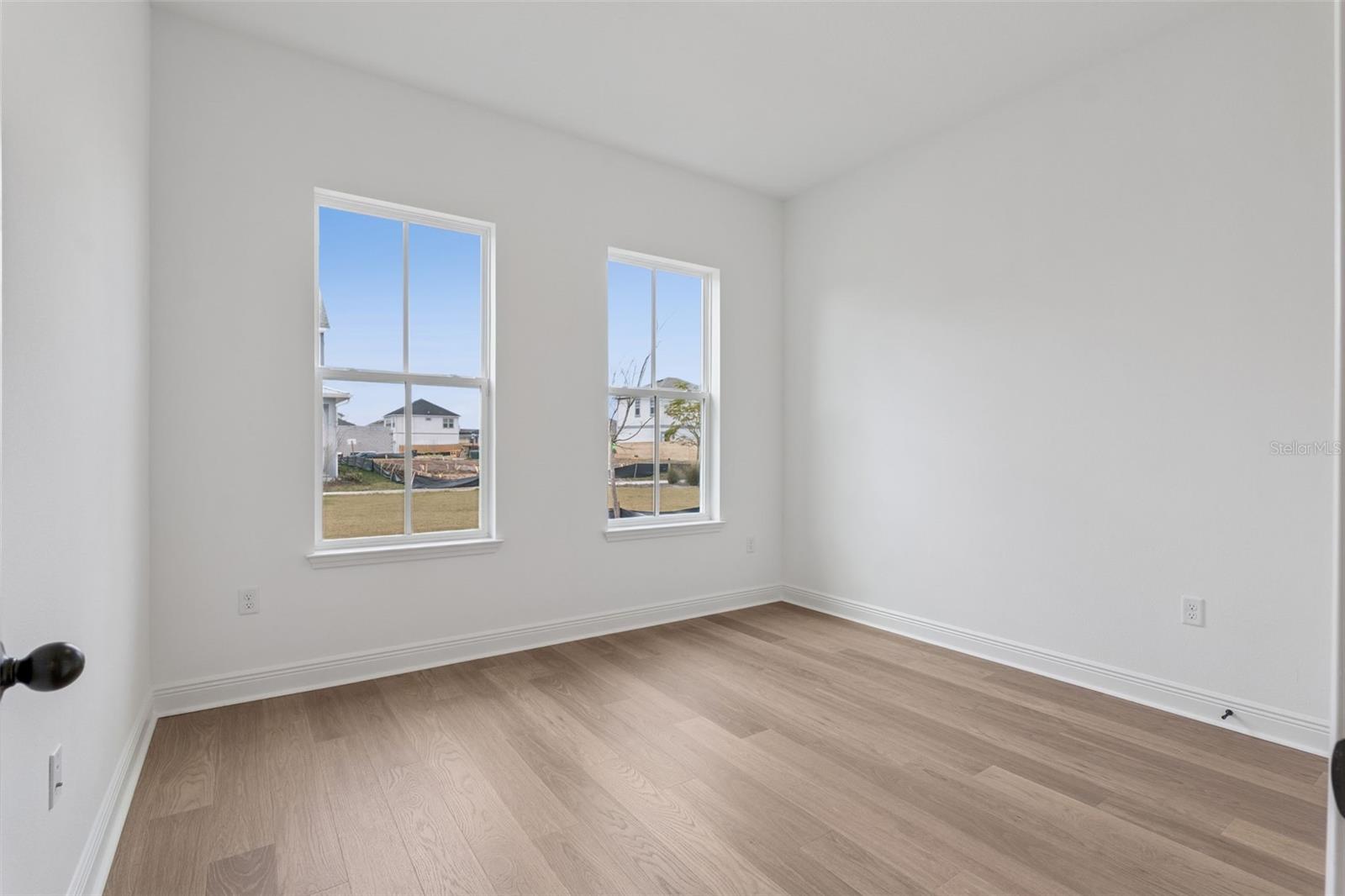 Image 17 of 35 For 10272 Fiddley Alley