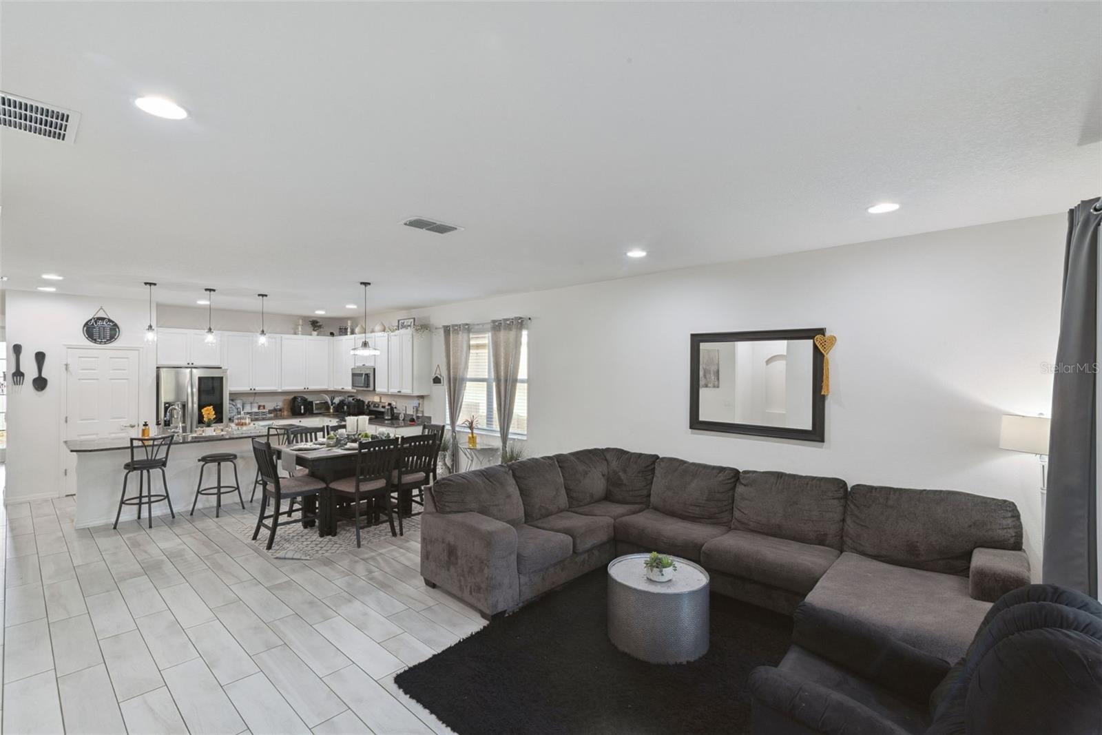 Image 12 of 35 For 2339 Jernigan Loop