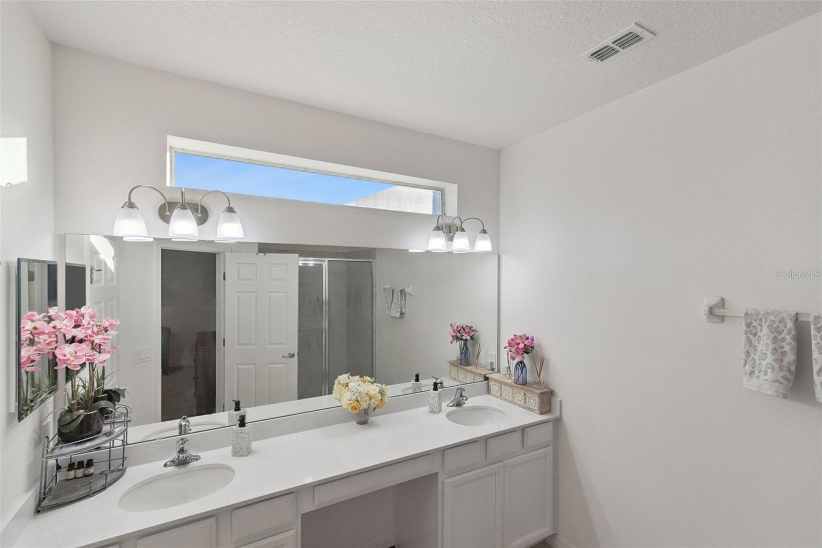 Image 29 of 35 For 2339 Jernigan Loop