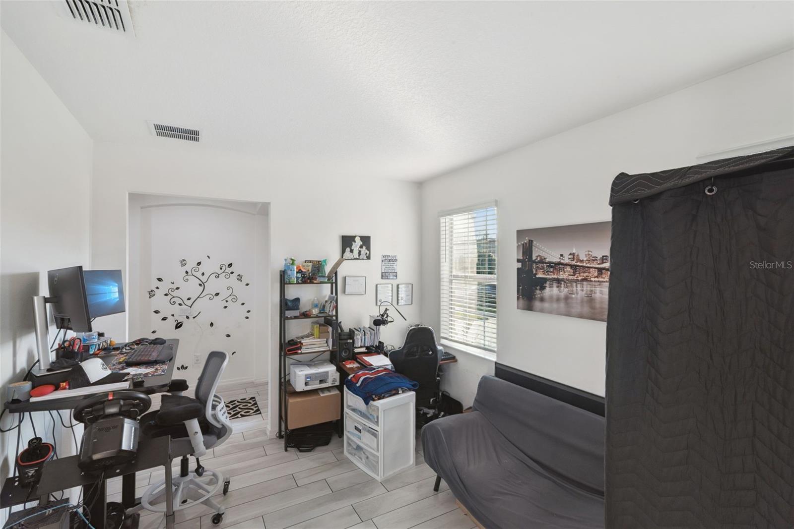 Image 32 of 35 For 2339 Jernigan Loop