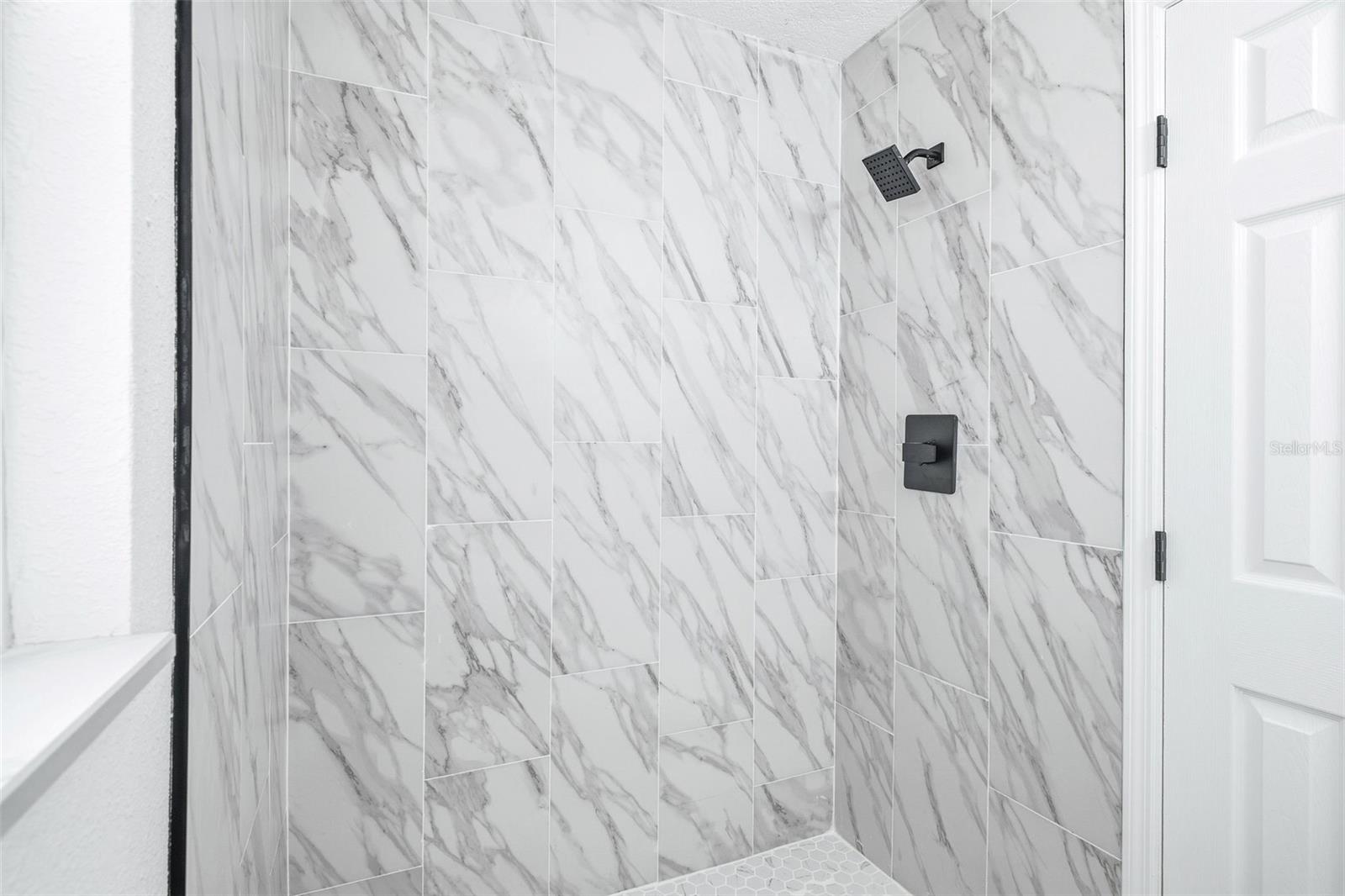 Image 12 of 17 For 708 Ixora Avenue