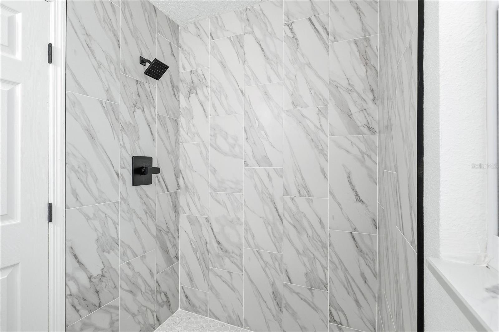 Image 15 of 17 For 708 Ixora Avenue