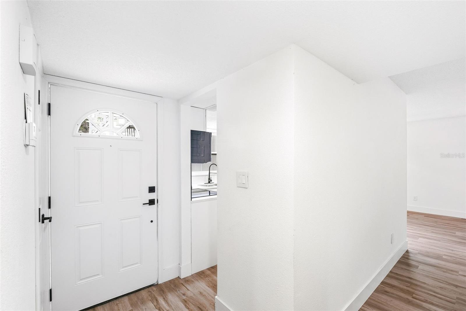 Image 3 of 17 For 708 Ixora Avenue