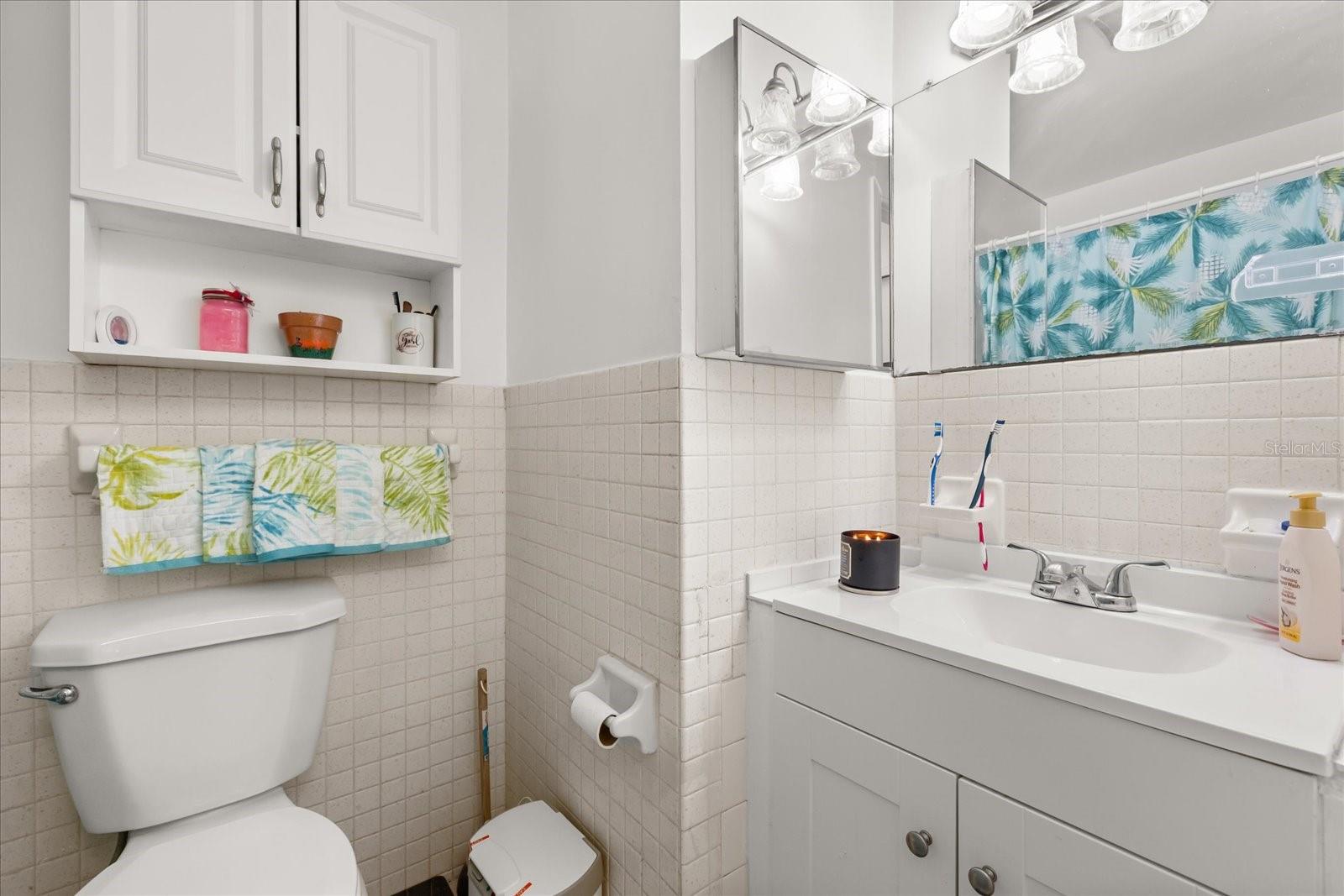 Image 10 of 16 For 508 Banyon Tree Circle 202