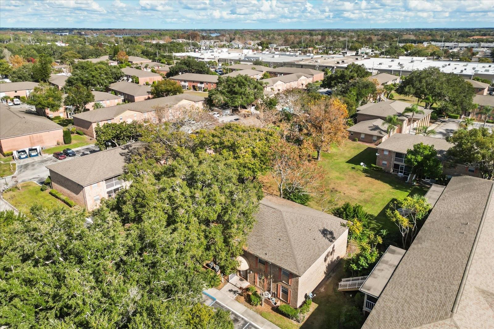 Image 15 of 16 For 508 Banyon Tree Circle 202