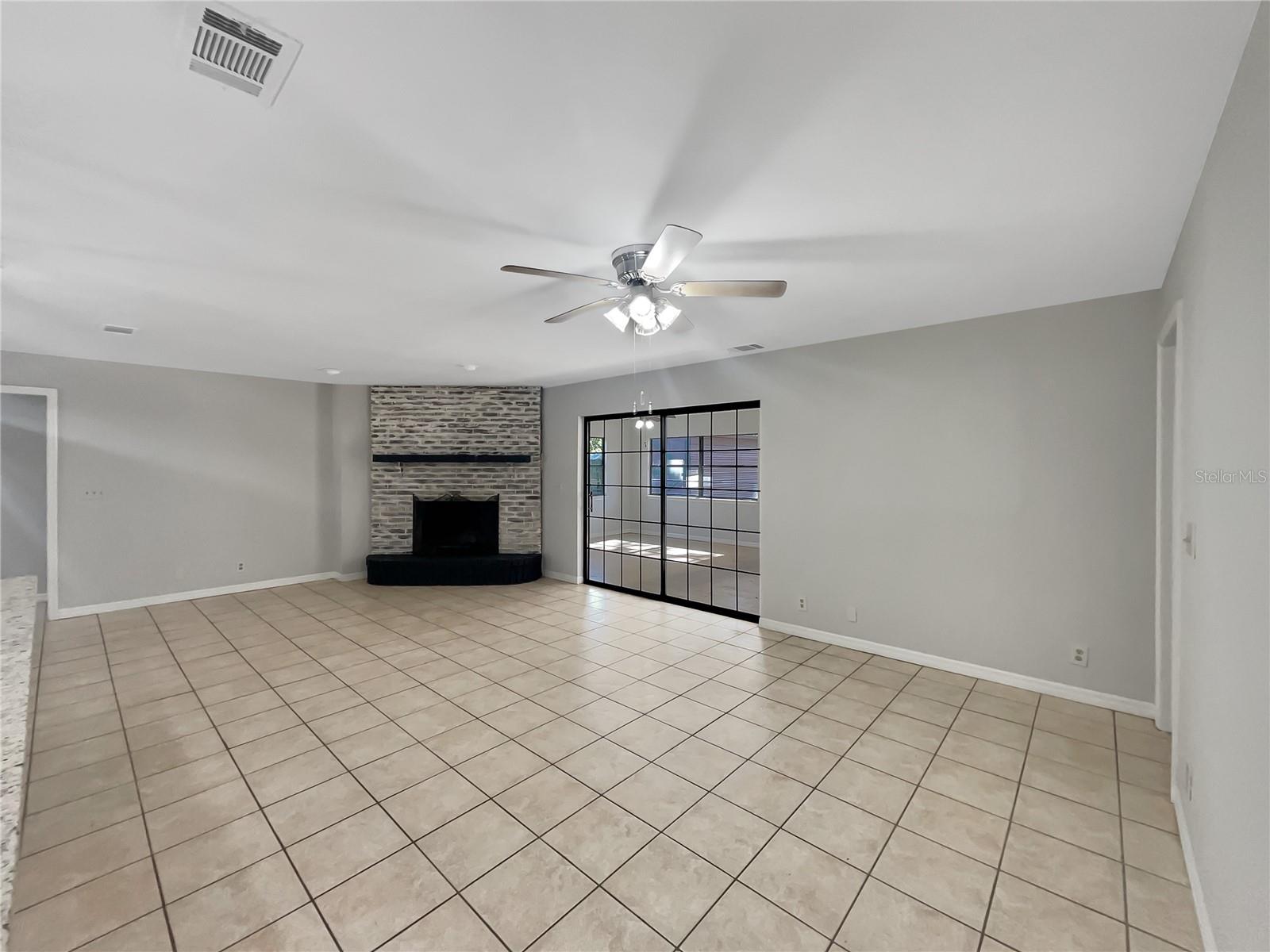 Image 14 of 19 For 236 Longhorn Drive