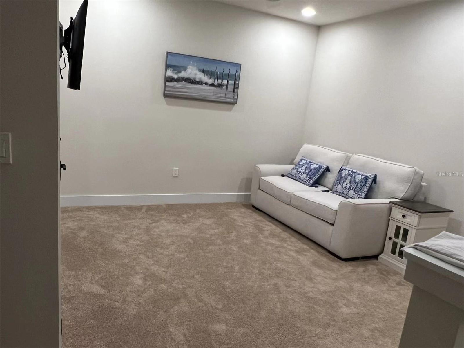 Image 14 of 20 For 17240 Blessing Drive