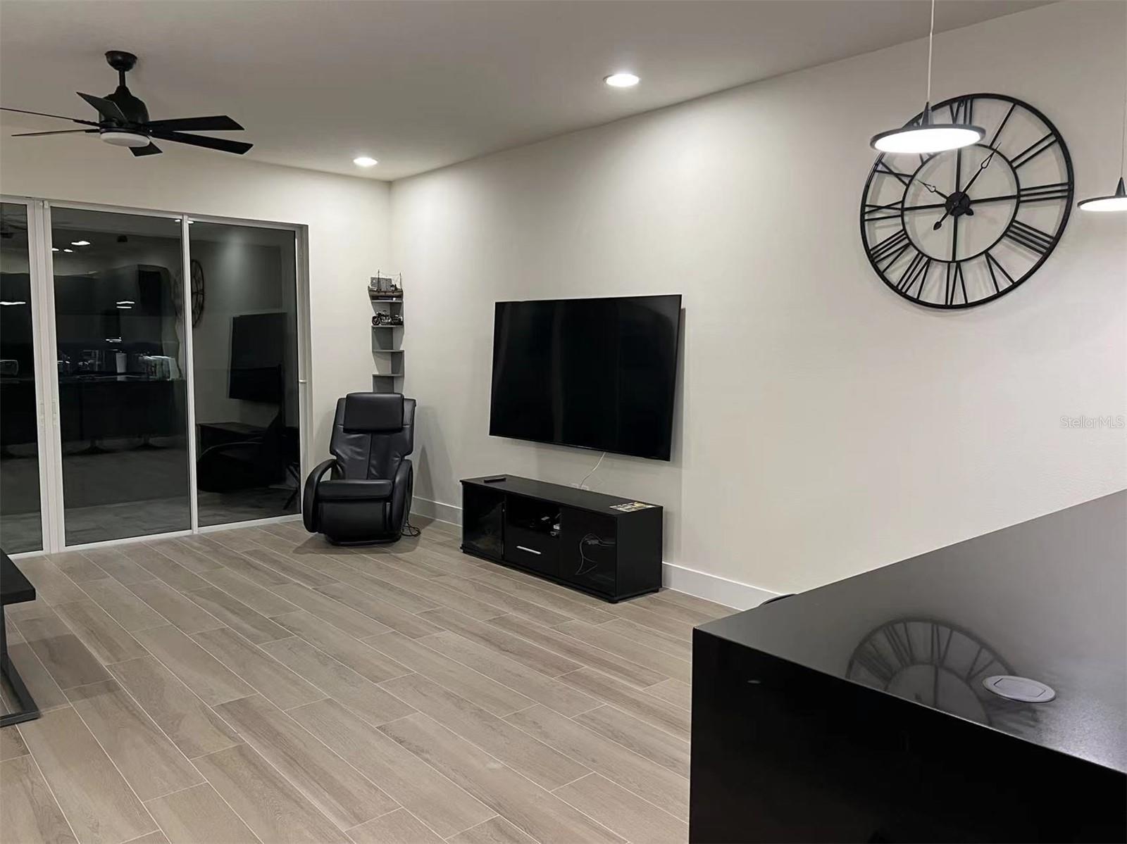 Image 8 of 20 For 17240 Blessing Drive