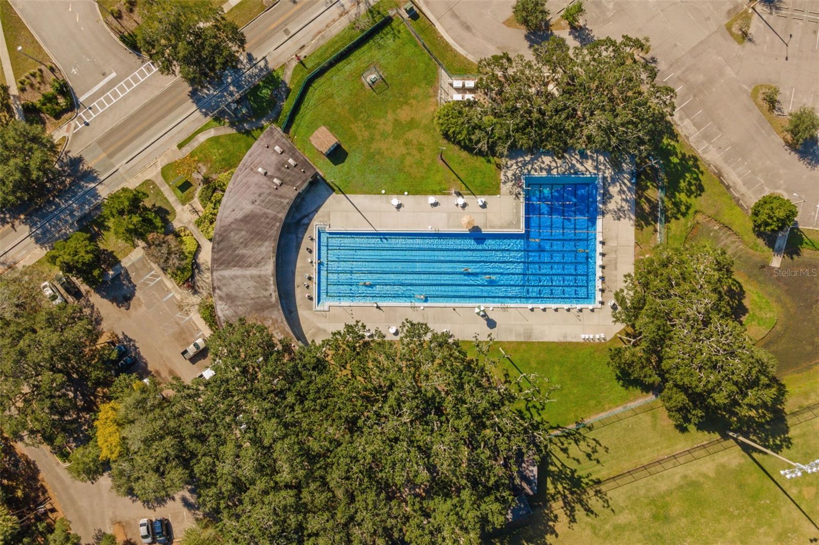 Image 49 of 53 For 513 Cornwall Road