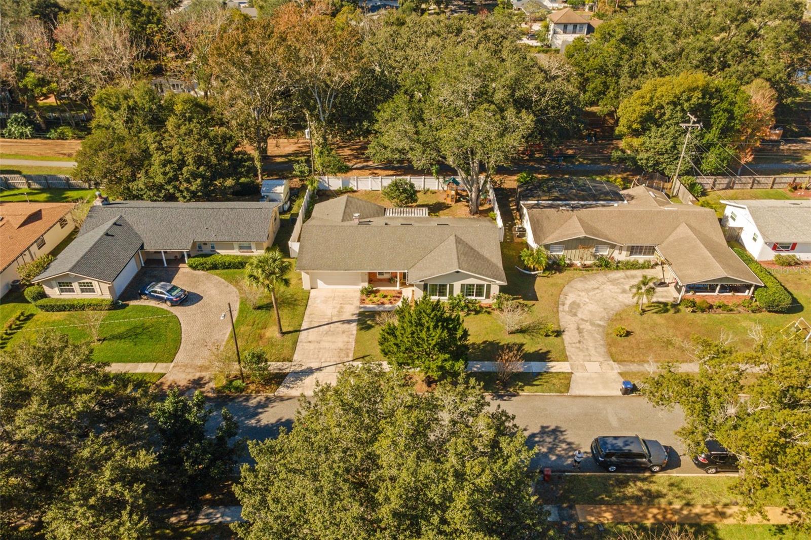 Image 52 of 53 For 513 Cornwall Road