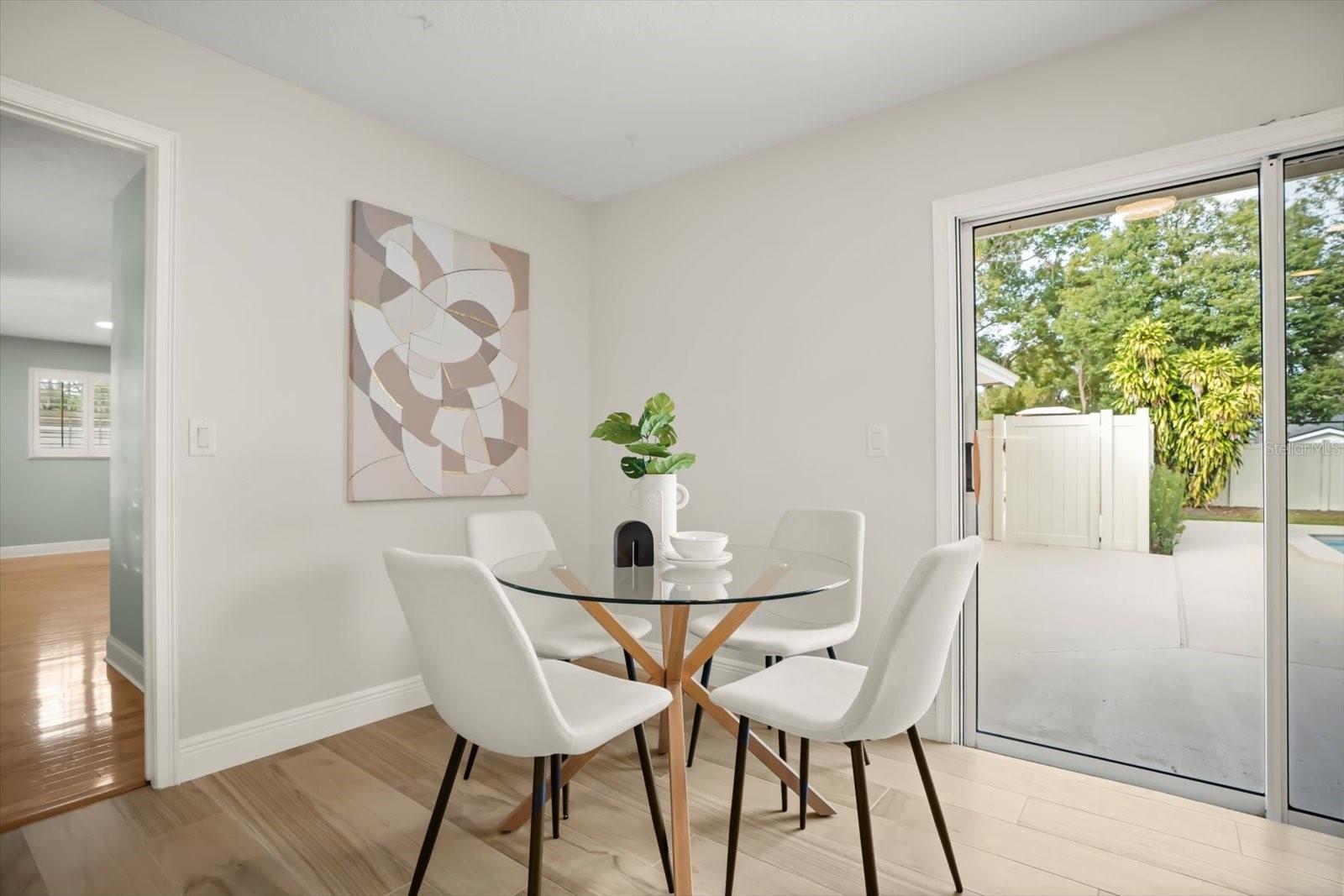 Image 18 of 47 For 104 Valencia Loop