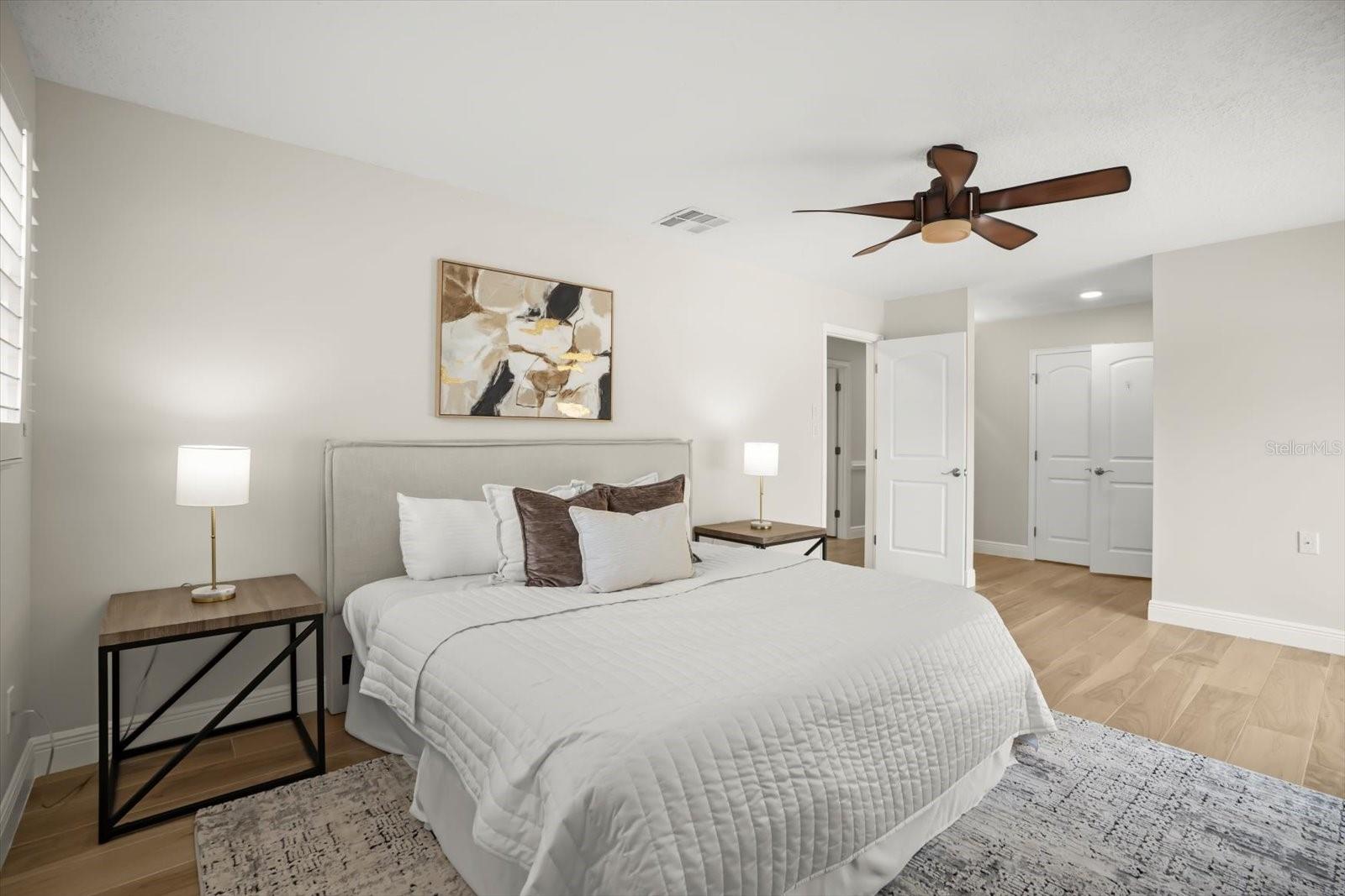 Image 20 of 47 For 104 Valencia Loop