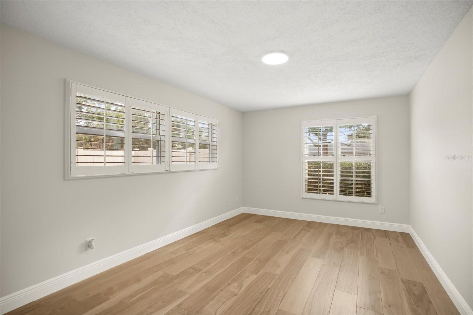 Image 28 of 47 For 104 Valencia Loop