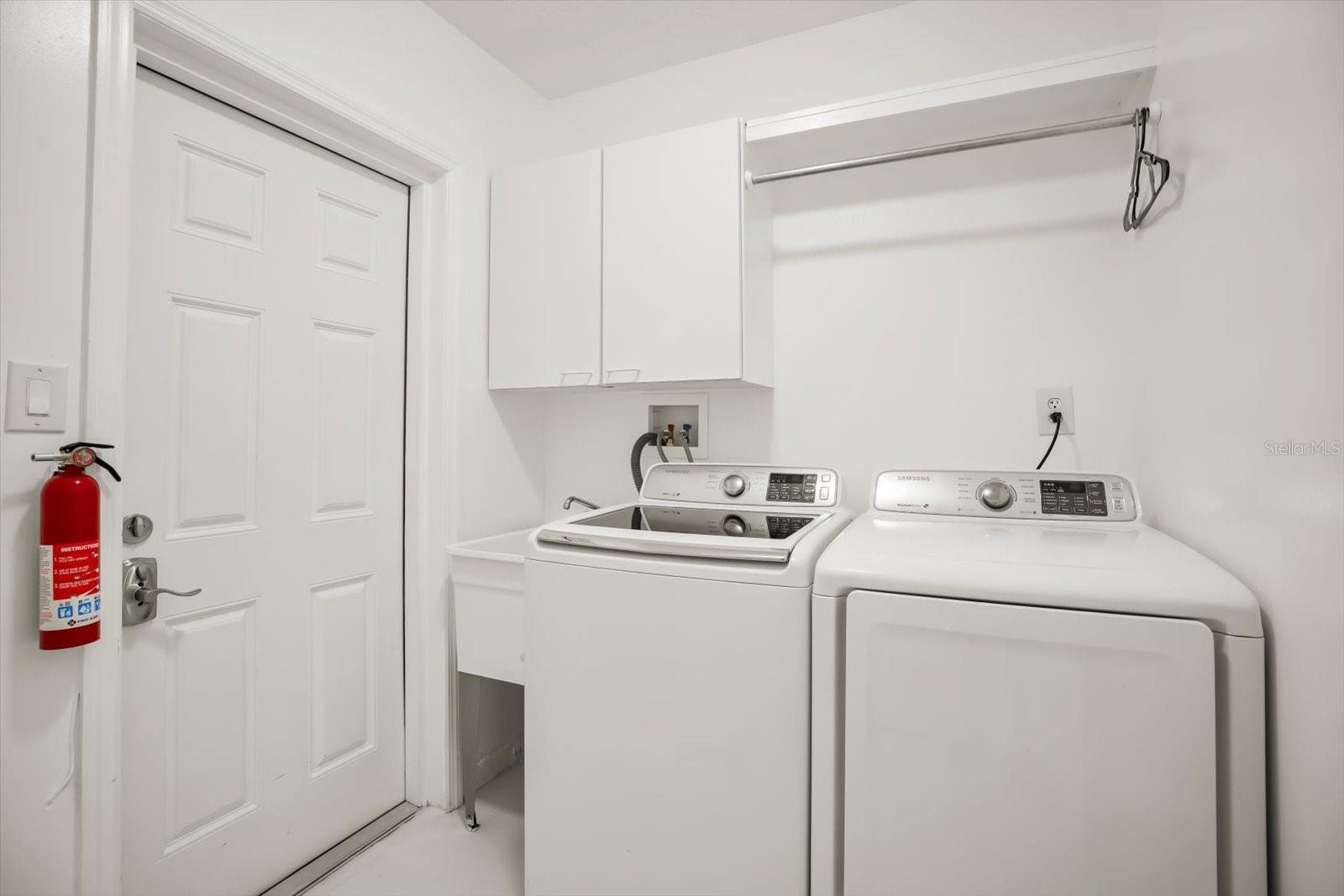 Image 35 of 47 For 104 Valencia Loop