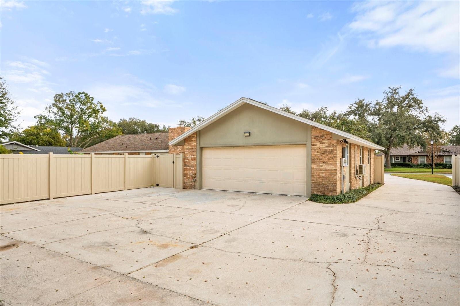 Image 6 of 47 For 104 Valencia Loop