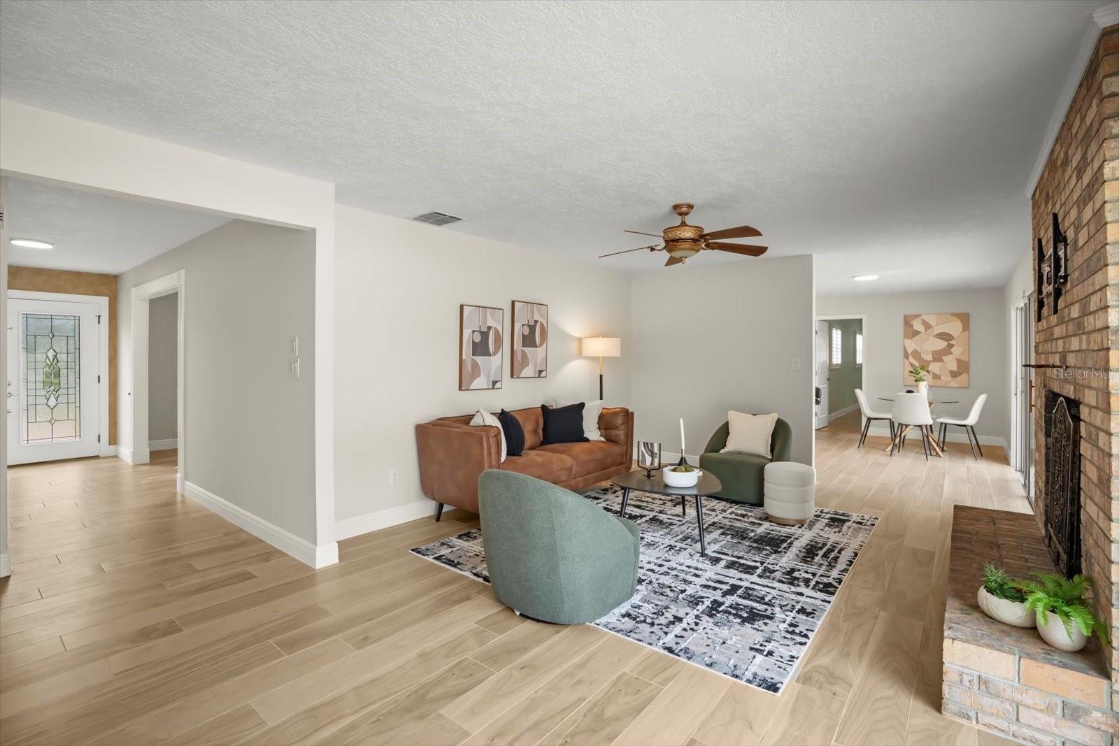 Image 8 of 47 For 104 Valencia Loop