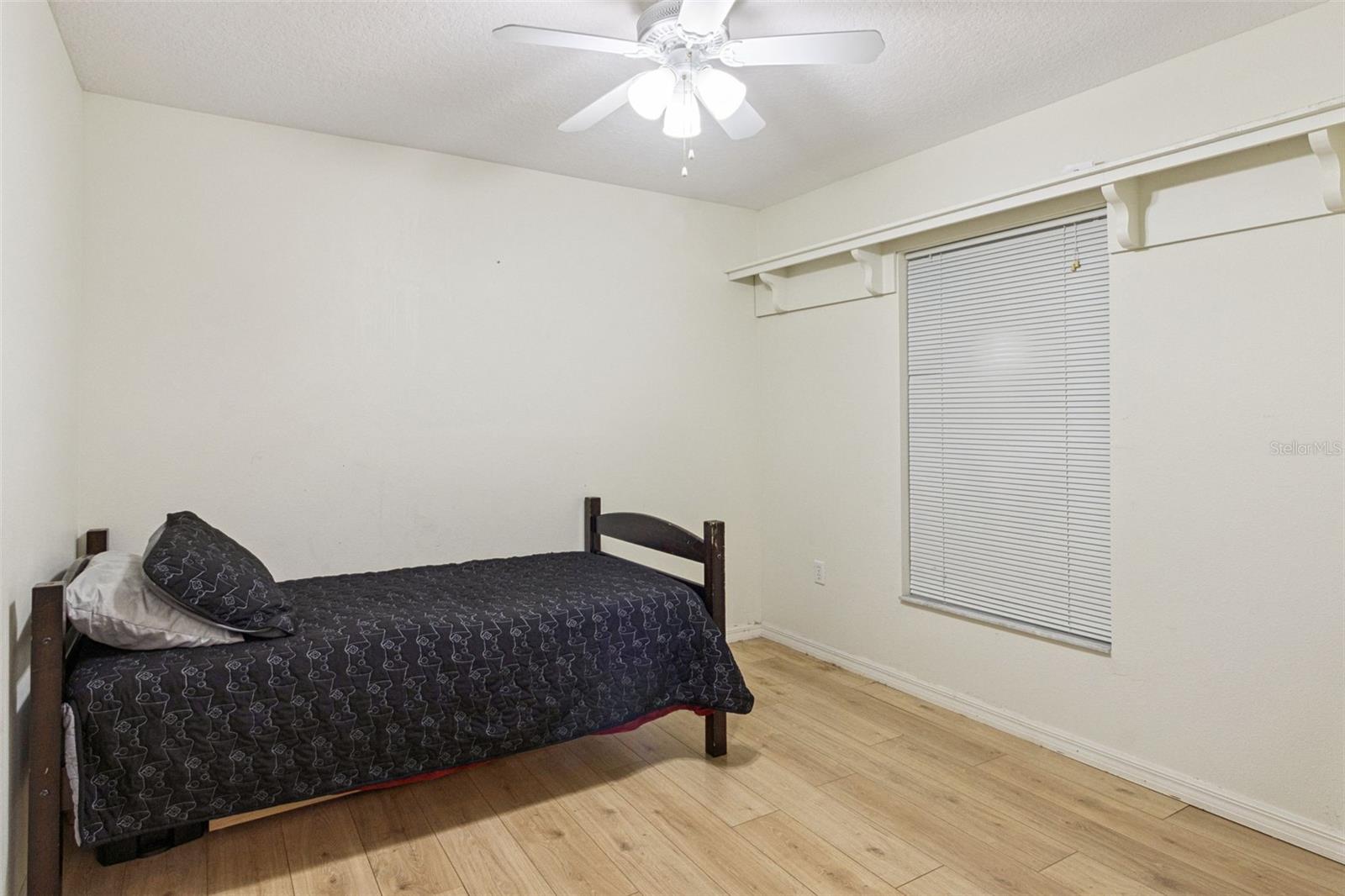 Image 16 of 25 For 8975 Cypresswood Drive