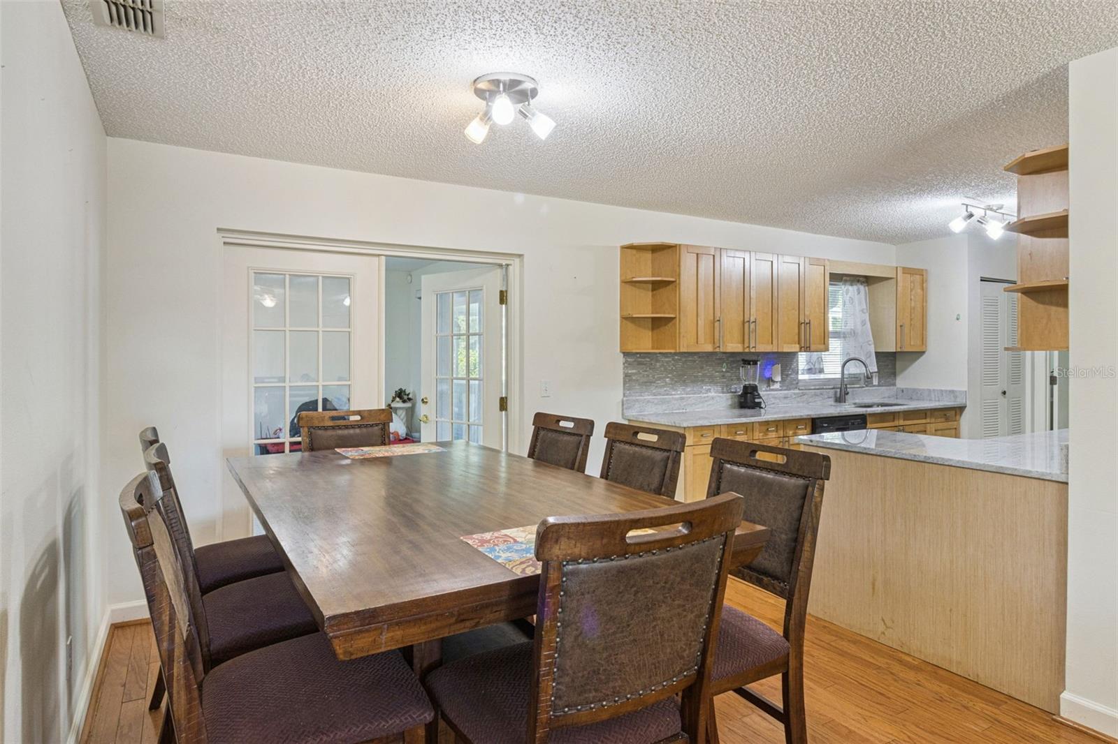 Image 6 of 25 For 8975 Cypresswood Drive