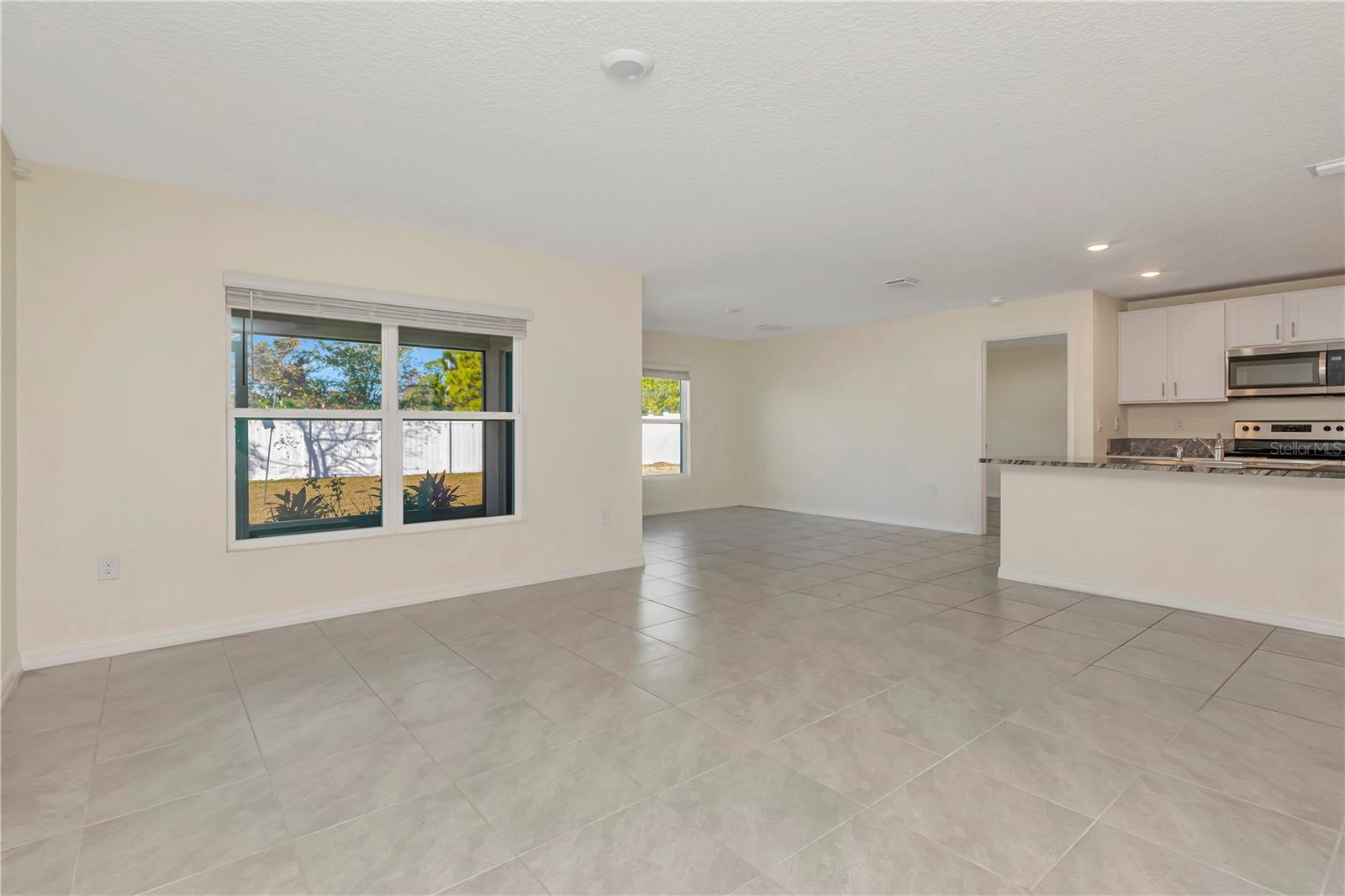 Image 12 of 47 For 4119 Autumn Amber Drive