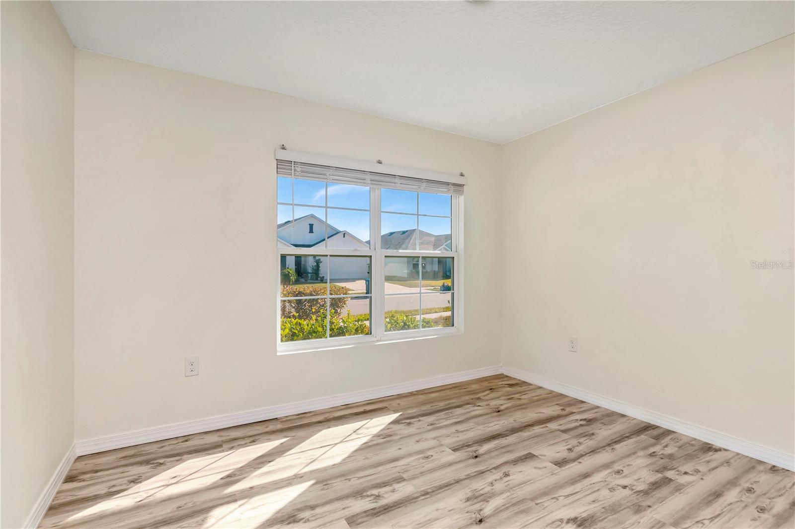 Image 20 of 47 For 4119 Autumn Amber Drive