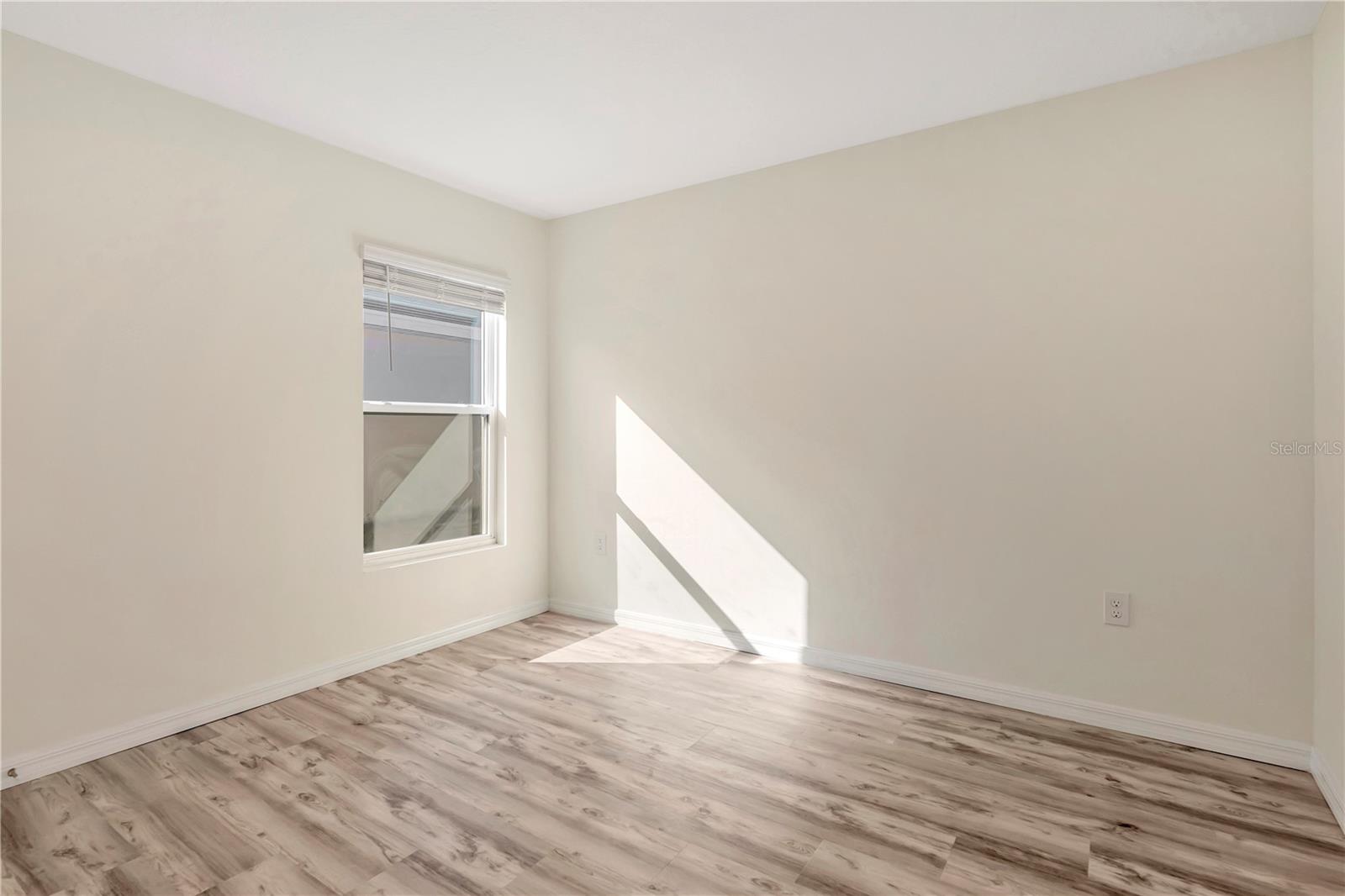 Image 22 of 47 For 4119 Autumn Amber Drive