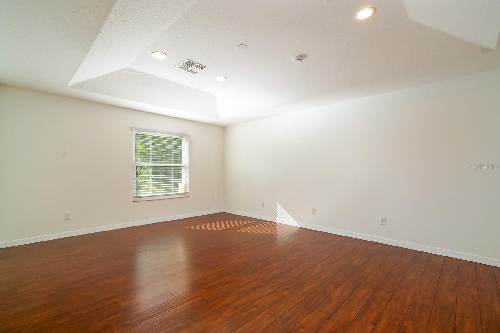 Image 15 of 32 For 4396 Conroy Club Drive