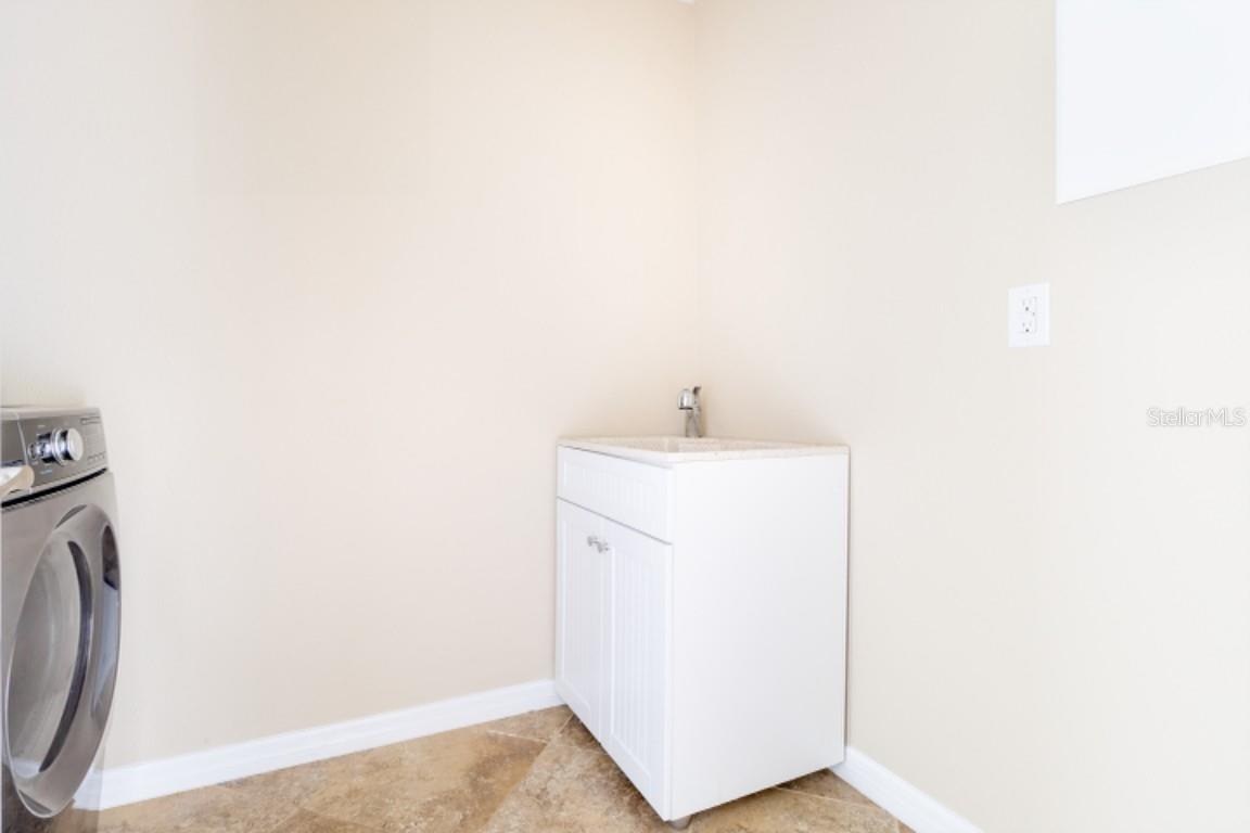 Image 12 of 15 For 210 Merry Brook Circle