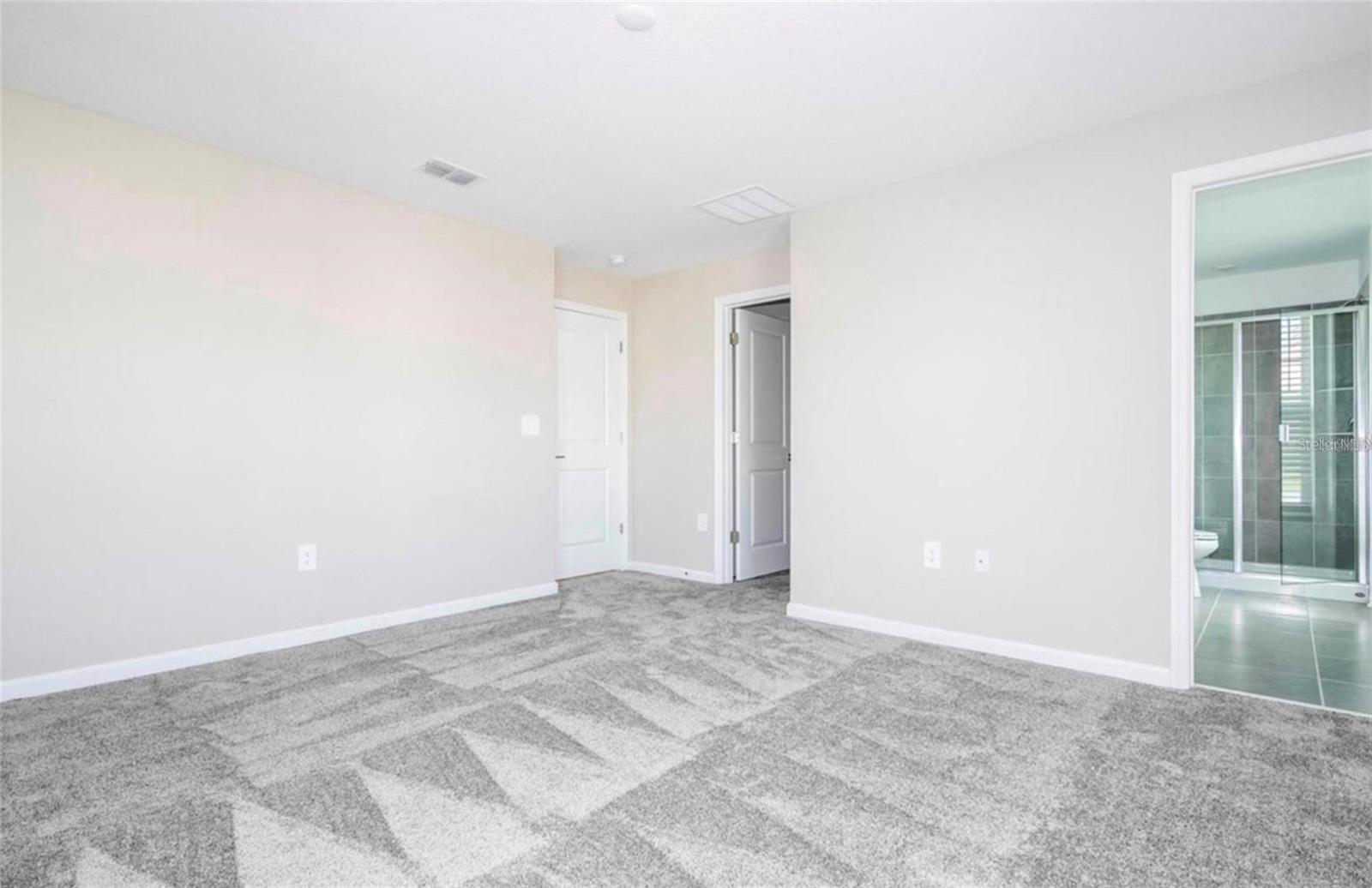 Image 23 of 31 For 13890 Title Way