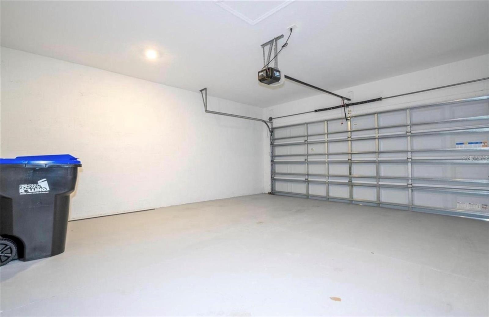 Image 29 of 31 For 13890 Title Way