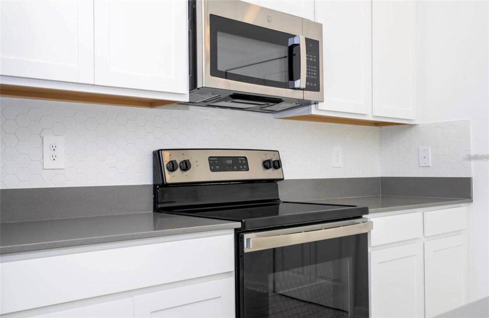 Image 8 of 31 For 13890 Title Way